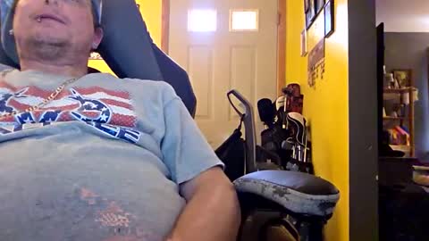 Snapshot of edwardaims_2please chatting on November 2025 06:28:01 PM edwardaims_2please online show from November 2025 06:28:01 PM