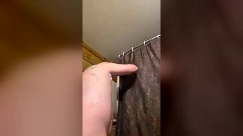 edwardaims_2please online show from June 2026 02:41:02 PM