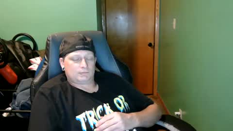Snapshot of edwardaims_2please chatting on July 2026 03:37:01 AM edwardaims_2please online show from July 2026 03:37:01 AM