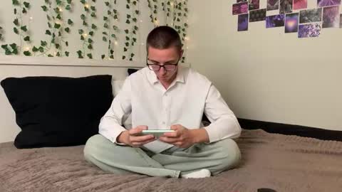 edwarddzhekson online show from October 2025 03:00:01 PM