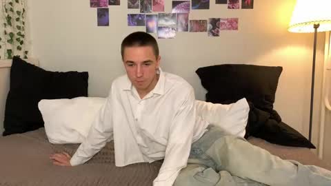 edwarddzhekson online show from October 2025 12:52:02 PM