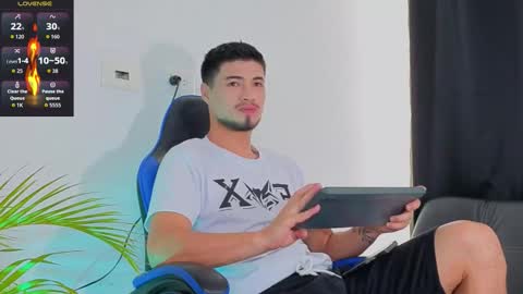 Edward Ross online show from November 2025 08:34:02 PM