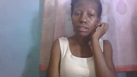 Snapshot of edwige770943 chatting on April 2026 03:40:02 AM edwige770943 online show from April 2026 03:40:02 AM