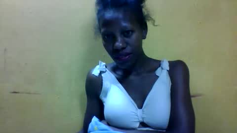 edwige770943 online show from April 2026 03:24:02 AM