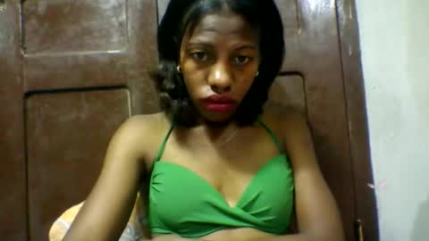 edwige770943 online show from May 2026 02:49:02 AM