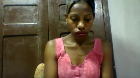 edwige770943 online show from May 2026 03:46:02 AM