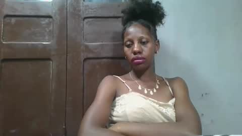 Snapshot of edwige770943 chatting on June 2026 05:40:02 PM edwige770943 online show from June 2026 05:40:02 PM