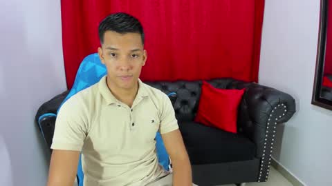 Snapshot of edwin_blaz chatting on September 2025 04:11:02 AM edwin blaz. online show from September 2025 04:11:02 AM