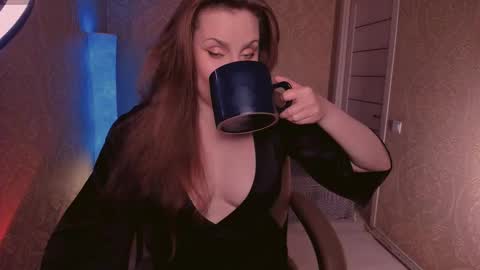 Snapshot of eesmaaarr chatting on September 2025 11:16:01 PM eesmaaarr online show from September 2025 11:16:01 PM