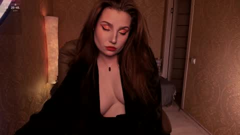 Snapshot of eesmaaarr chatting on February 2026 11:23:02 PM eesmaaarr online show from February 2026 11:23:02 PM