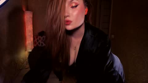 eesmaaarr online show from May 2026 12:51:02 AM