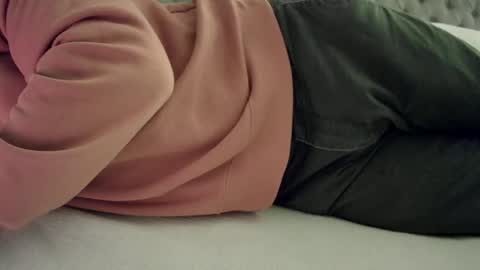 eesmalll online show from January 2025 03:43:01 AM