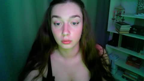 effie_balconii online show from September 2025 02:28:01 PM