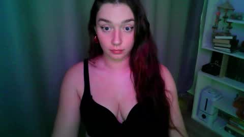 effie_balconii online show from September 2025 02:38:02 PM