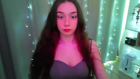 effie_balconii online show from February 2026 12:26:02 PM