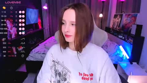 Effie online show from March 2025 03:38:02 PM