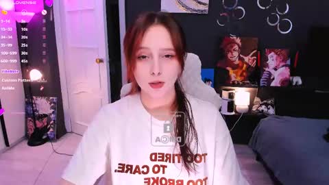 Snapshot of effie_lee chatting on May 2026 08:56:01 AM Effie online show from May 2026 08:56:01 AM