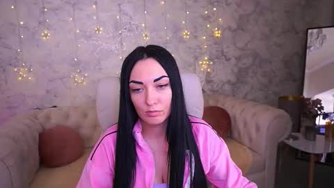 effie_luvv online show from February 2026 12:48:02 PM