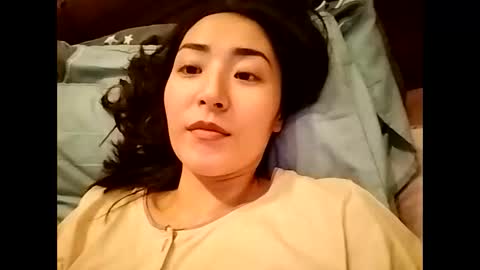 Snapshot of effy007 chatting on December 2024 03:00:02 PM Effy online show from December 2024 03:00:02 PM