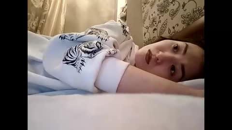 Snapshot of effy007 chatting on December 2024 02:00:02 PM Effy online show from December 2024 02:00:02 PM