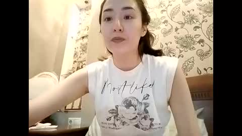 Effy online show from April 2026 04:23:02 PM
