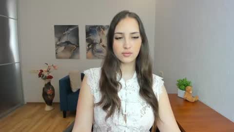Effy Royse online show from June 2026 06:29:02 AM