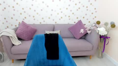 Effy online show from February 2025 07:01:02 AM