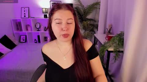 Snapshot of effyblush chatting on November 2025 01:35:02 PM Effy online show from November 2025 01:35:02 PM