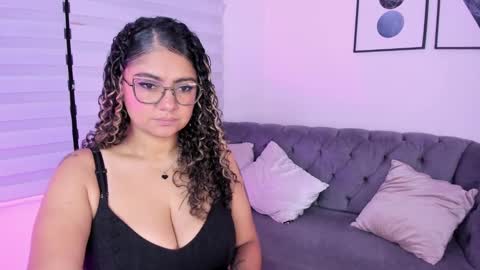 Snapshot of efy_lopez chatting on October 2025 12:06:01 PM efy_lopez online show from October 2025 12:06:01 PM