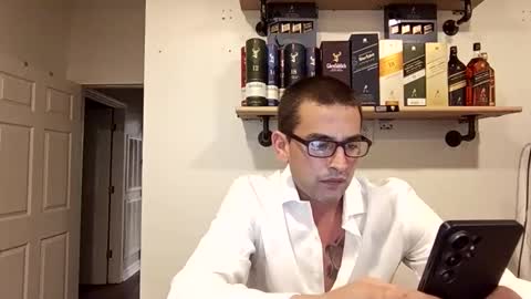 Snapshot of eguevara555500 chatting on May 2026 07:35:02 AM SilverBulture online show from May 2026 07:35:02 AM