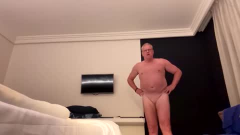 Snapshot of eichelhorn chatting on November 2025 01:26:02 AM eichelhorn online show from November 2025 01:26:02 AM