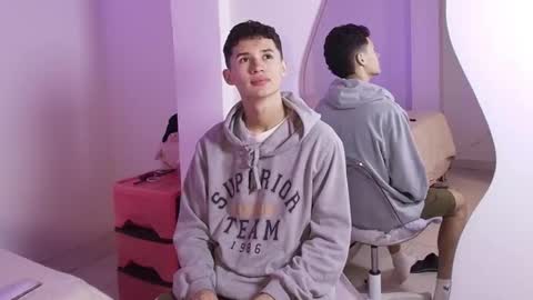 Snapshot of eiden_blake chatting on December 2025 11:43:01 PM Eiden Blake online show from December 2025 11:43:01 PM