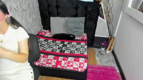 Snapshot of eilen_pink chatting on March 2026 12:31:01 PM EILIN PINK online show from March 2026 12:31:01 PM