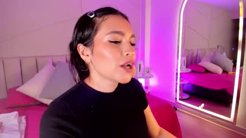 eimmy_bm online show from February 2026 07:19:02 PM