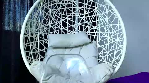 eimy__cute online show from November 2025 07:01:02 PM