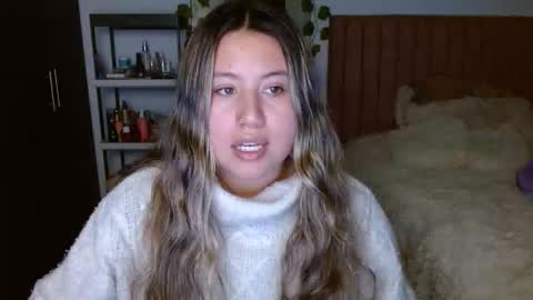 EIMY   MODEL INDEPENDENT online show from October 2025 03:47:02 AM