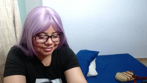 eimy_saenzz online show from May 2026 01:32:02 AM