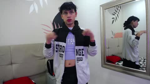 Eimyflorian online show from January 2025 11:30:02 AM