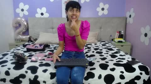 Eimyflorian online show from January 2025 11:33:02 AM