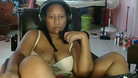 Eirondra Valeen online show from April 2026 03:10:02 PM