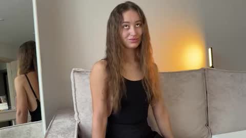 Lisa online show from March 2026 09:57:02 AM