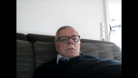 Snapshot of eisbaer1957 chatting on December 2024 01:03:02 PM eisbaer1957 online show from December 2024 01:03:02 PM