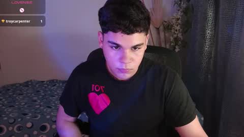 Eithan online show from March 2026 09:54:01 PM