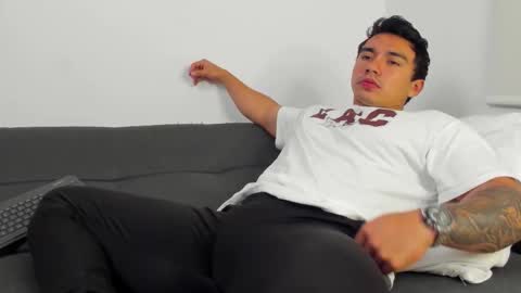 EITHAN CONOR online show from November 2025 01:59:02 AM