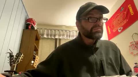 Snapshot of ejbooker11 chatting on December 2025 11:16:02 AM PiedPiper online show from December 2025 11:16:02 AM