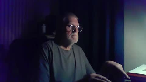 Snapshot of eketman1964 chatting on November 2025 01:33:02 AM eketman1964 online show from November 2025 01:33:02 AM