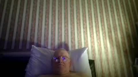 Snapshot of eketman1964 chatting on November 2025 11:30:01 PM eketman1964 online show from November 2025 11:30:01 PM