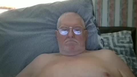 Snapshot of eketman1964 chatting on February 2026 12:17:01 AM eketman1964 online show from February 2026 12:17:01 AM