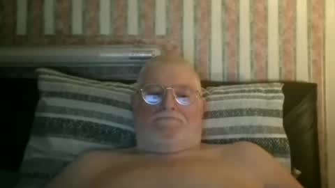 Snapshot of eketman1964 chatting on March 2026 12:06:01 AM eketman1964 online show from March 2026 12:06:01 AM