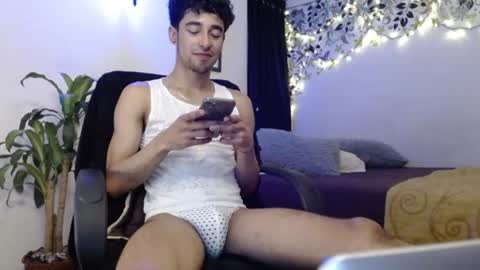 xoxo online show from December 2024 02:38:01 AM